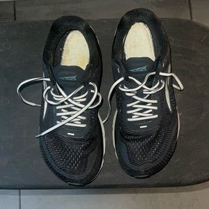 Navy Bluish black Altra Brand, size 8 1/2 W, walking shoes.